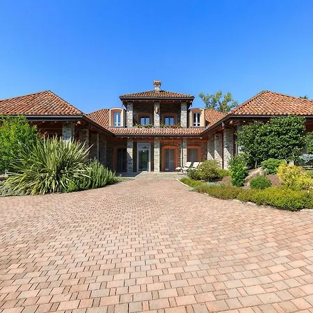 Il Grotto Βερμπάνια